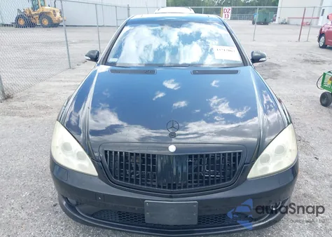 2008 Mercedes-Benz S 550 4Matic z USA, uszkodzony, nr VIN WDDNG86X58A166076